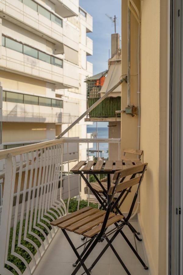 Sunny And Cozy 2bd 1 Min From Marina Floisvos * Athens