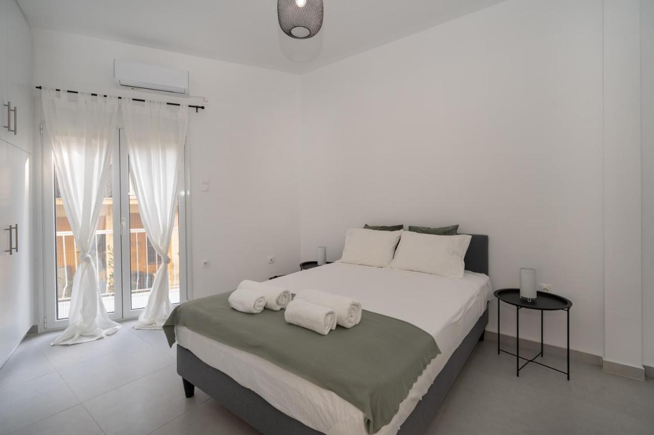 Sunny And Cozy 2bd 1 Min From Marina Floisvos Apartment Athens